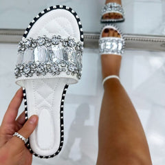 Płaskie pantofle Crystal Diamante